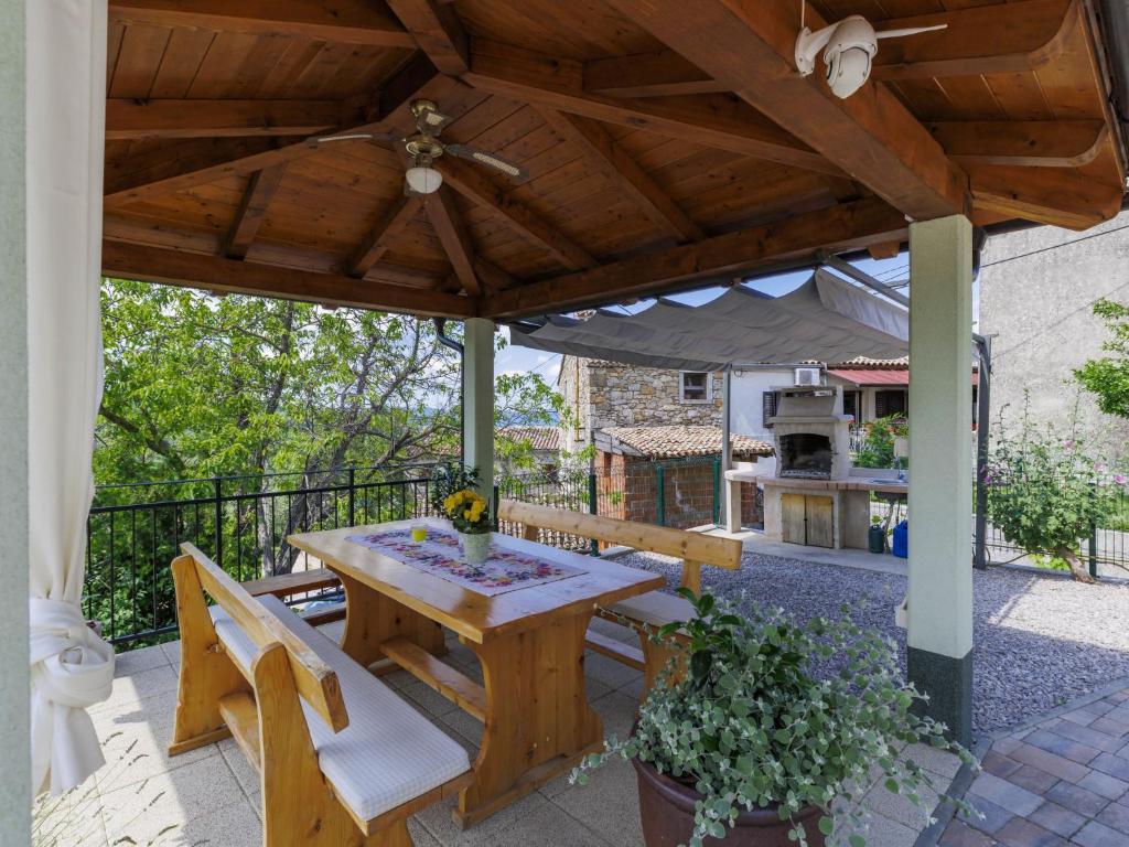 Holiday Home Villa Nicolara by Interhome photo 4