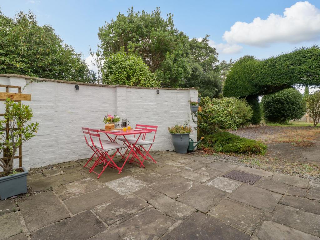 Pentre Court Cottage photo 1