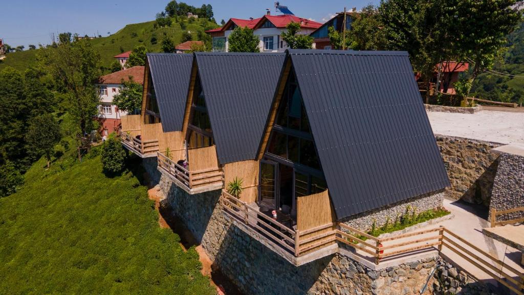 AvaRe Suit Bungalov