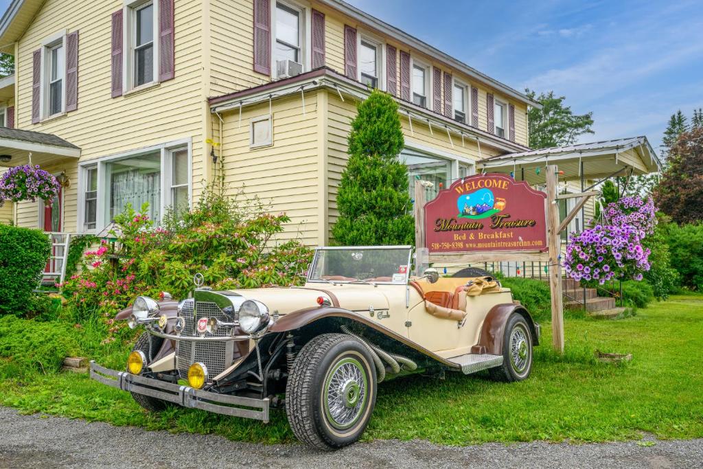 Mountain Treasure B&B image