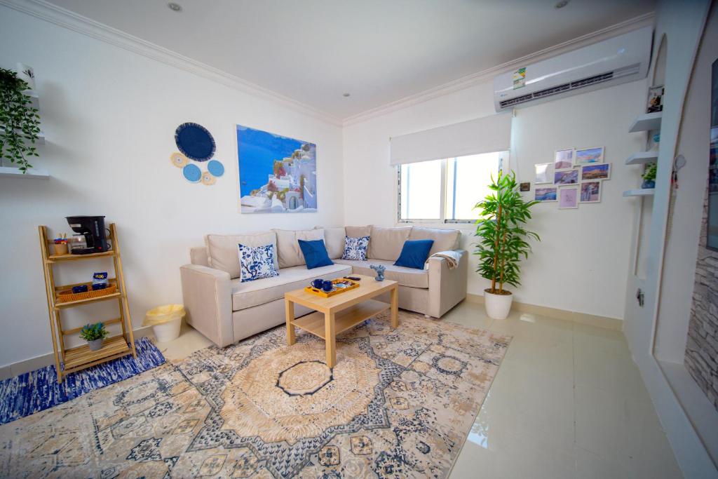 Greek Home photo 1