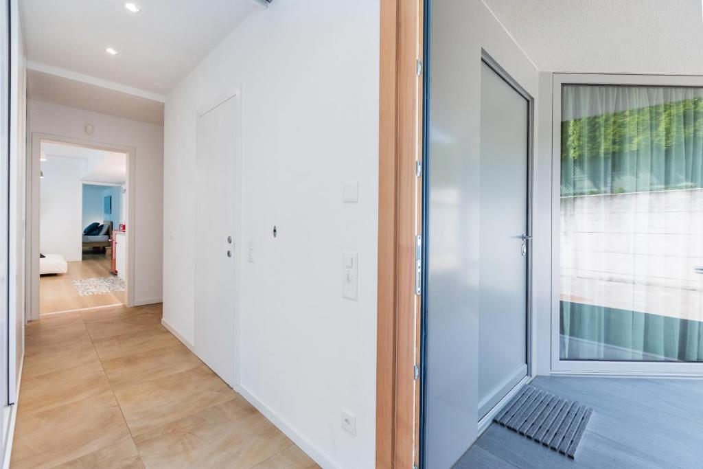 Easy flat Vezia, indipendent entrance, free parking photo 3