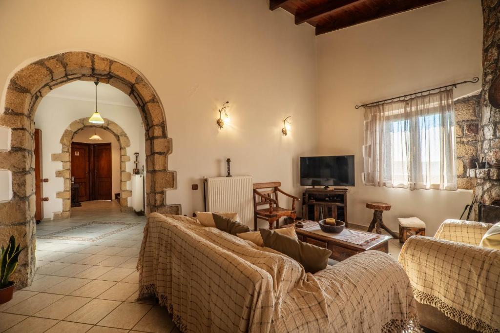 Agnadia Villa photo 2