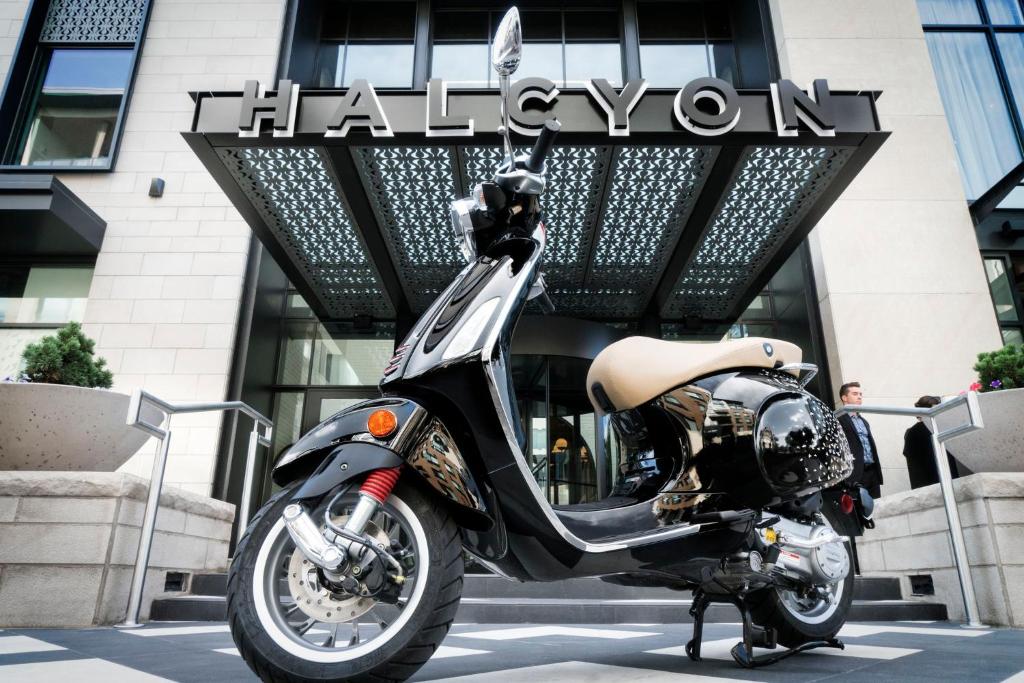 Halcyon - a hotel in Cherry Creek image