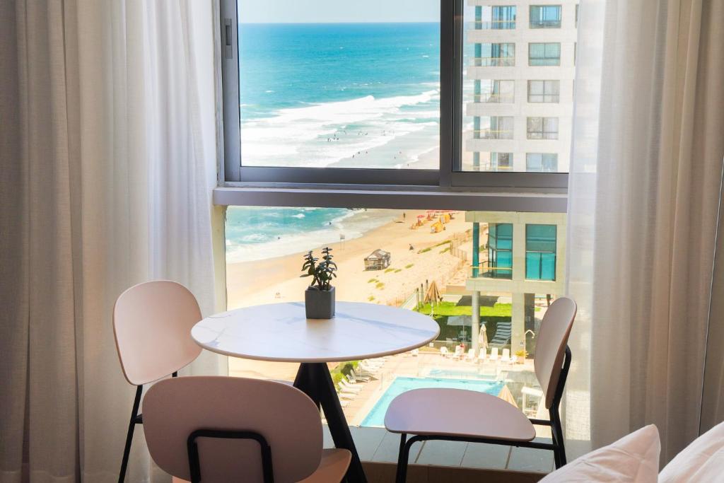 Lex Home in a Luxury Hotel