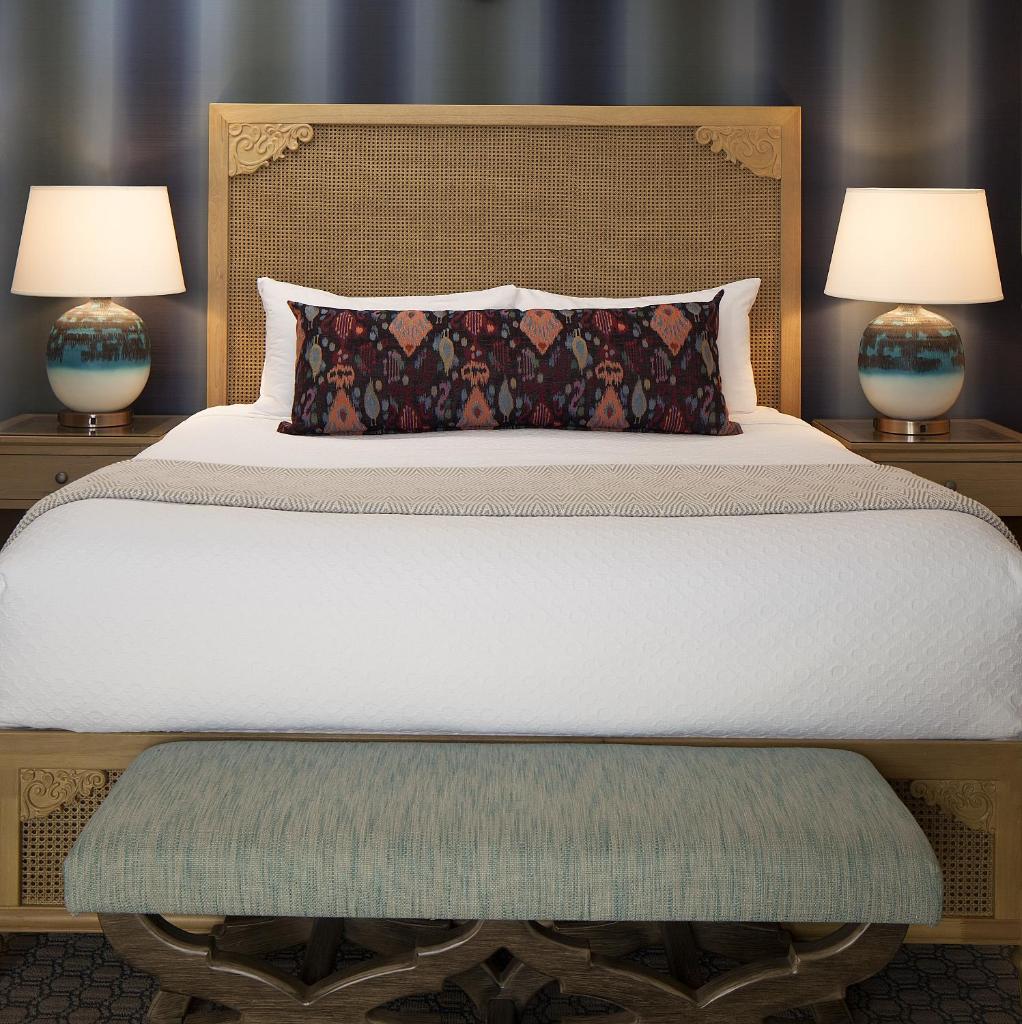 Spyglass Inn Room Type - Standard Two Queen Room with Two Queen Beds and Patio or Balcony