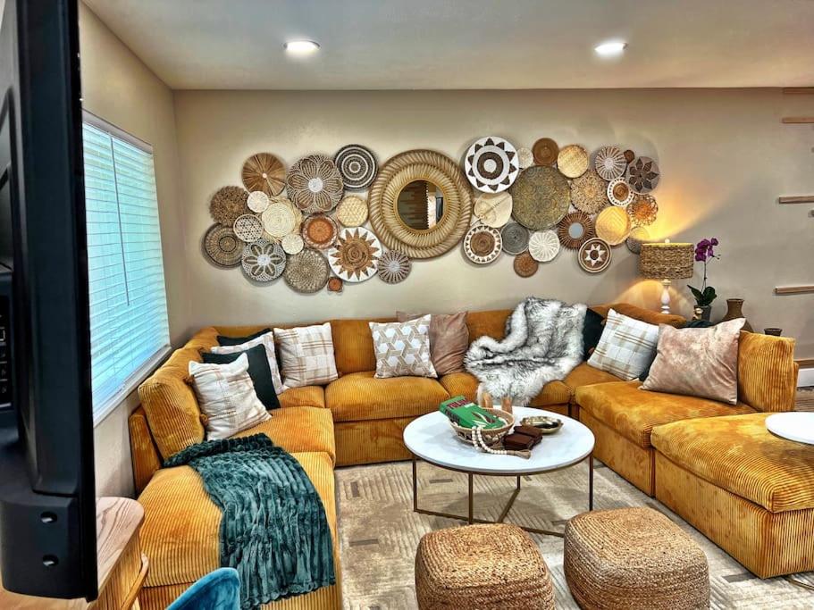 NEW: Tulum Oasis in Denver w/ Hot Tub & Games photo 1