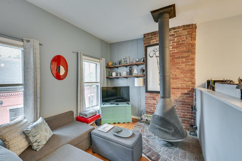 Cozy Boston Vacation Rental with Rooftop Deck! photo 4