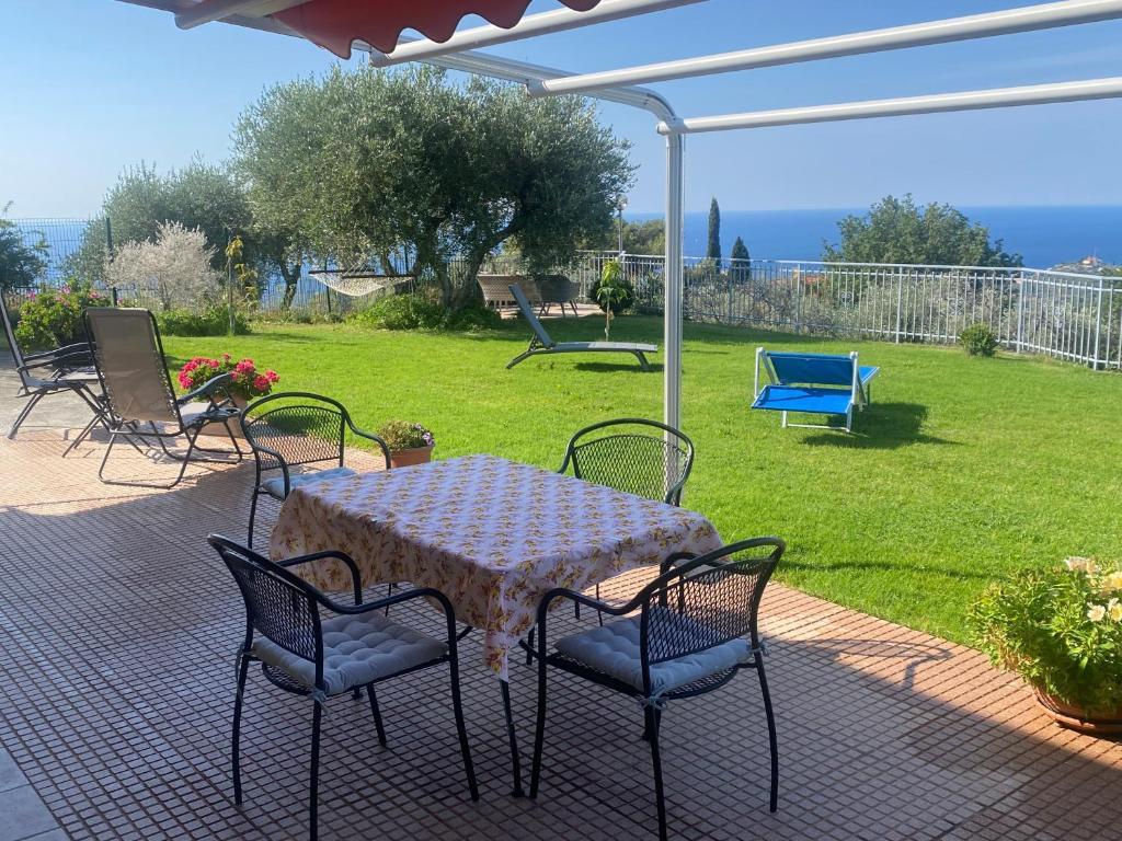 CASA VISTA MARE - Superb garden and Parking included photo 1