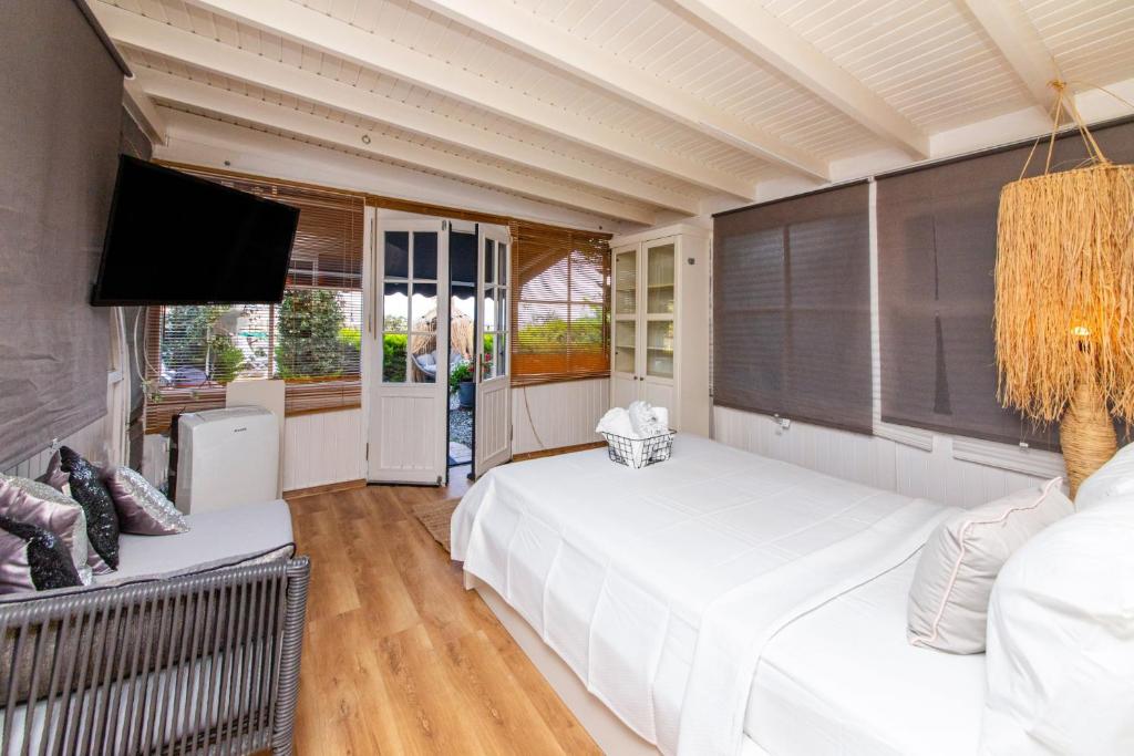 Vacation Flat w Garden Pool in Bodrum Gumusluk photo 2