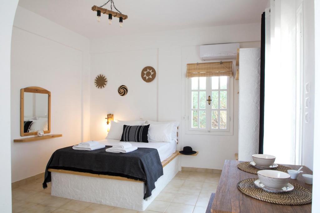 Paros King photo 2