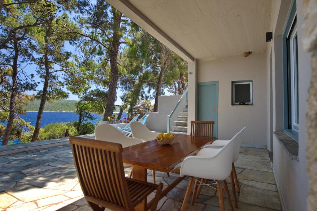 Kavos Villa photo 4
