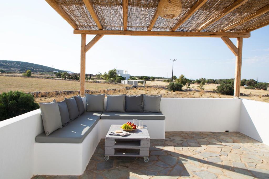 Paros King photo 3