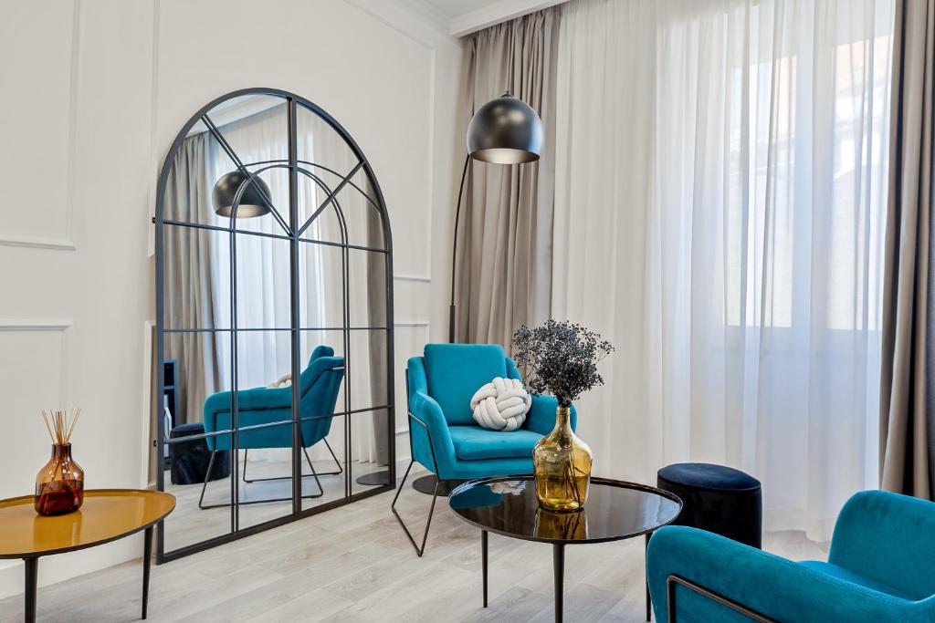 EC Luxury Rooms
