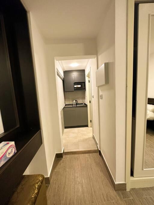 central apartment for rent 31 photo 2