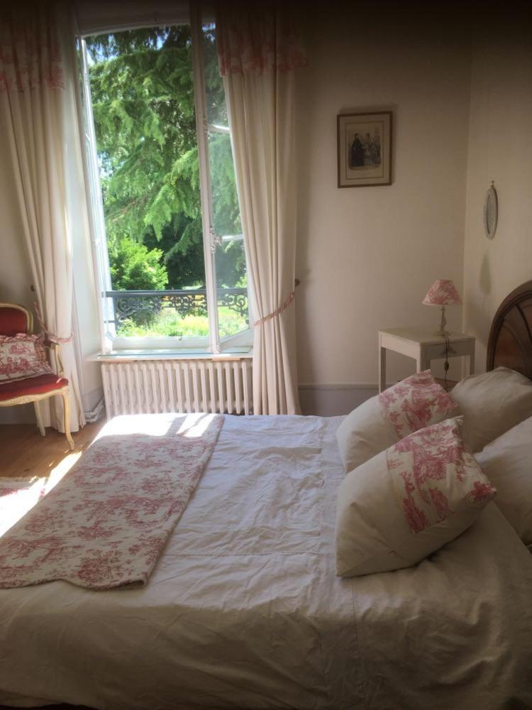 Maison Anne face to park in Vernon Giverny photo 3