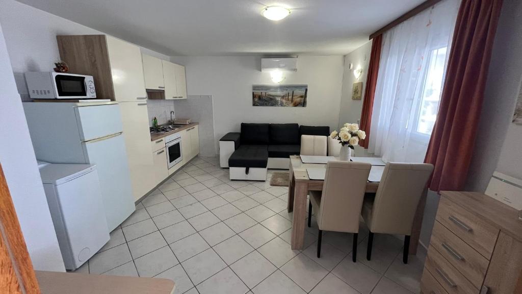 Apartment Ante photo 1