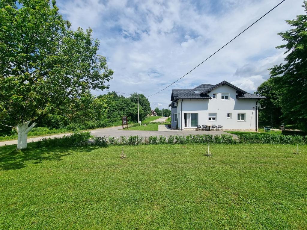 House Forest Queen photo 1