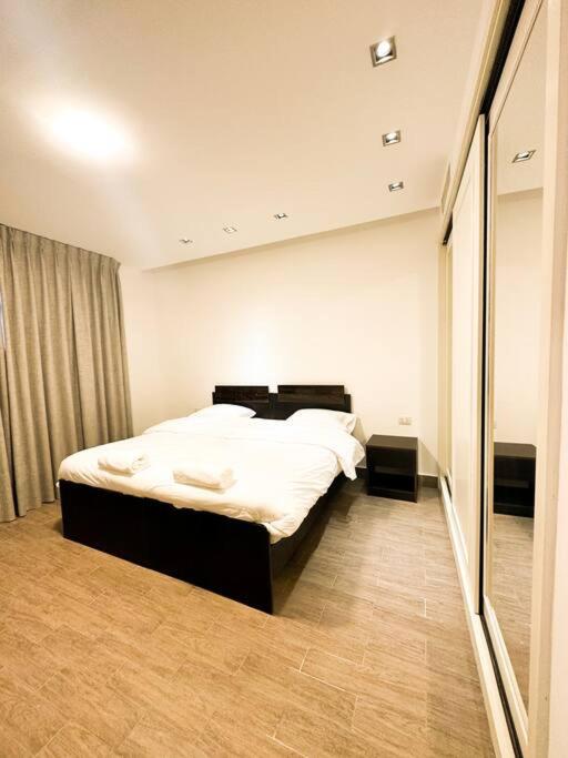 central apartment for rent 29 photo 3