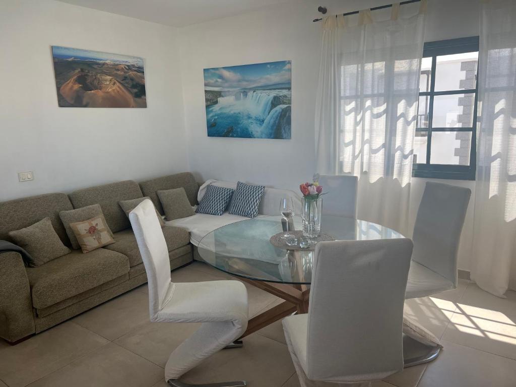 Las Rosas Apartment (Adults Only) photo 4