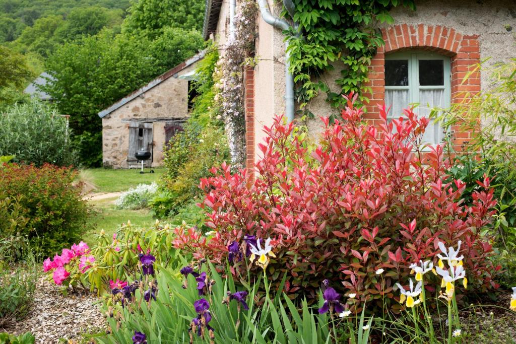 Maison de vacances Les Mésanges, à Ménessaire photo 4