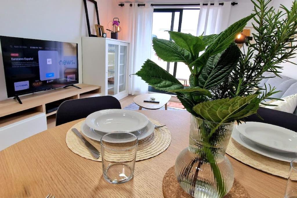 Apartamento con terraza y totalmente reformado