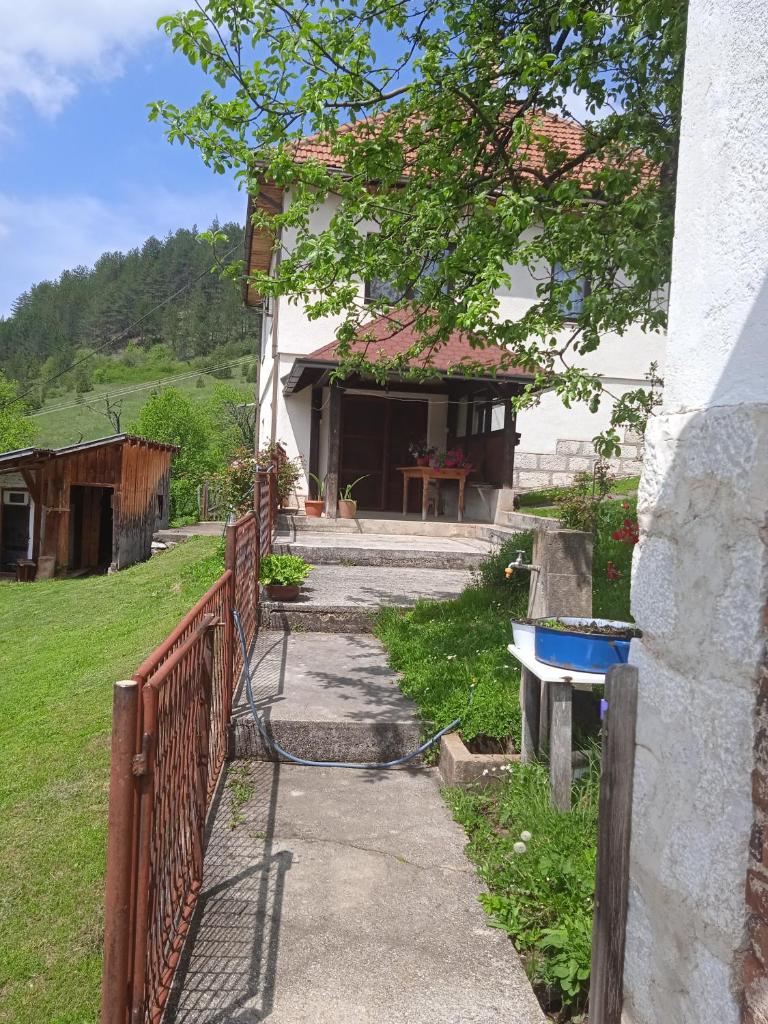 Domacinstvo Prentovic photo 1