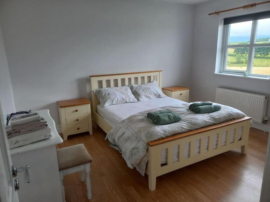 Buncrana Class 5 double bed photo 2