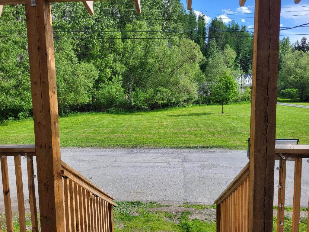 Quaint 2 bd apt w/view 4 guests photo 1