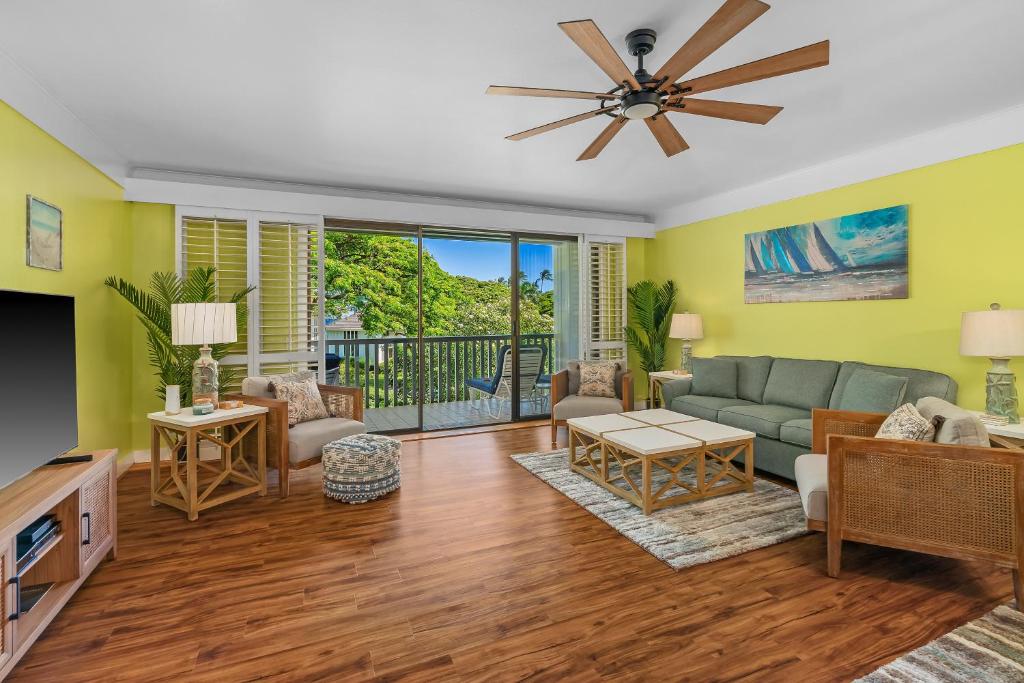 Step to beach New Quiet Kiahuna Plantation Remodeled 2 bedroom condo with AC image