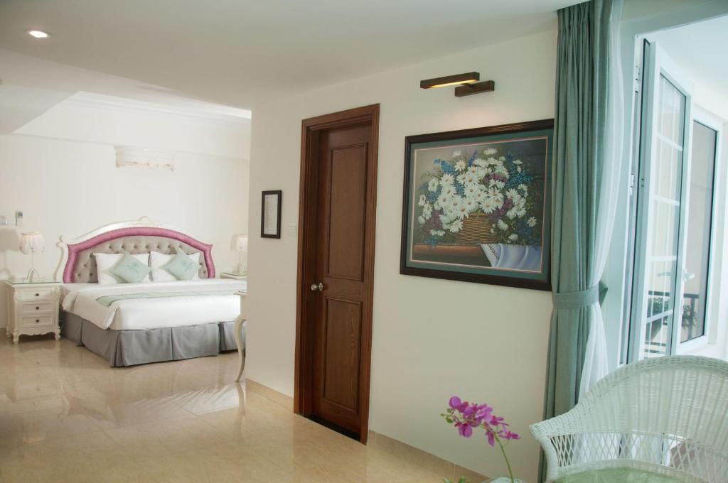 Сьюит (Люкс с балконом и видом на море), Pavillon Garden Hotel & Spa