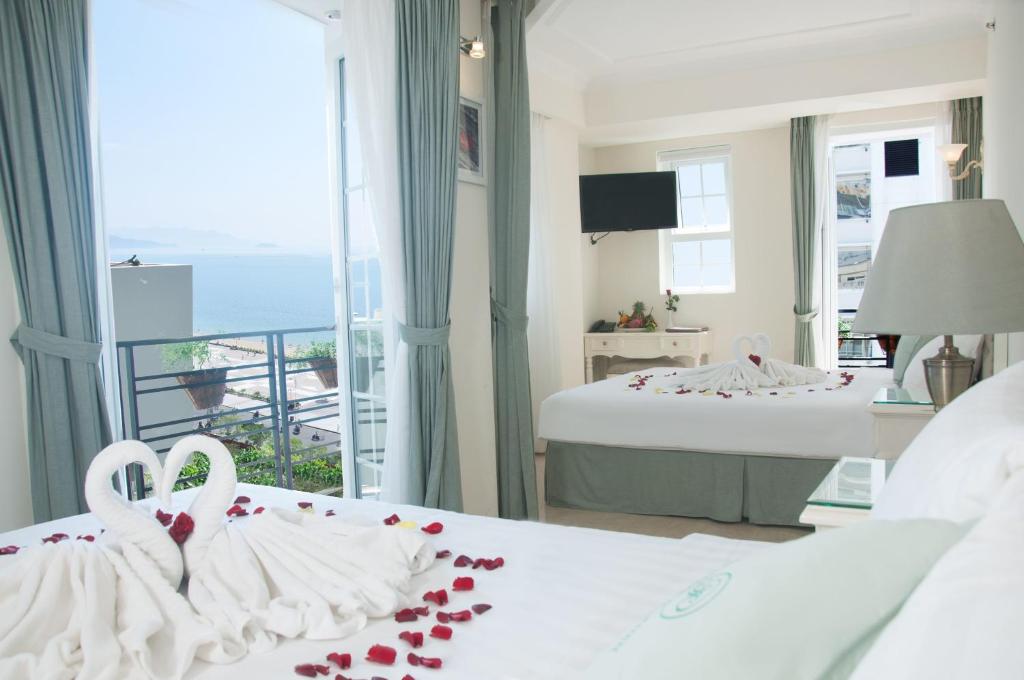 Семейный (Семейный номер «Премьер» с 2 балконами, вид на море), Pavillon Garden Hotel & Spa