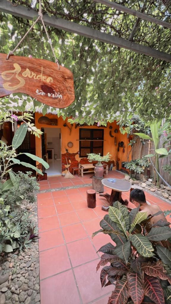 Da Nang Full House (Bamboo Room)