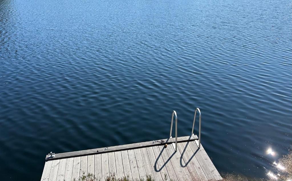 Lyseren waterfront cabin photo 3