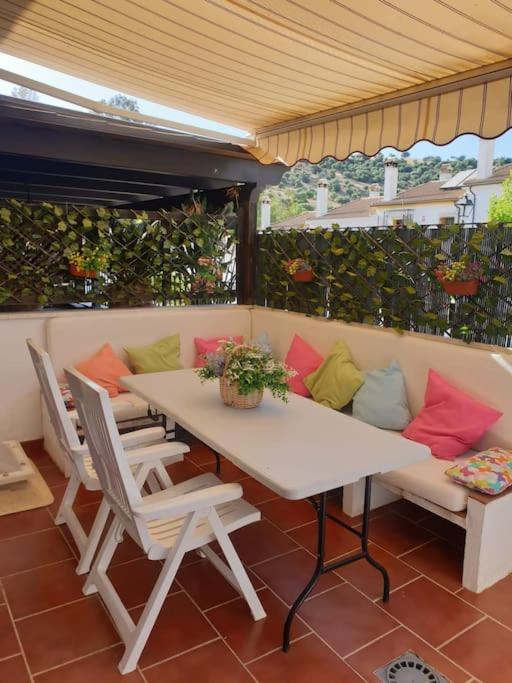 CASA RURAL EN URB LAs TRUCHAS-EL BOSQUE