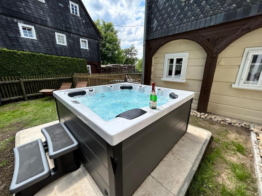 Ferienhaus Hexe mit Whirlpool, Sauna, Garten photo 3