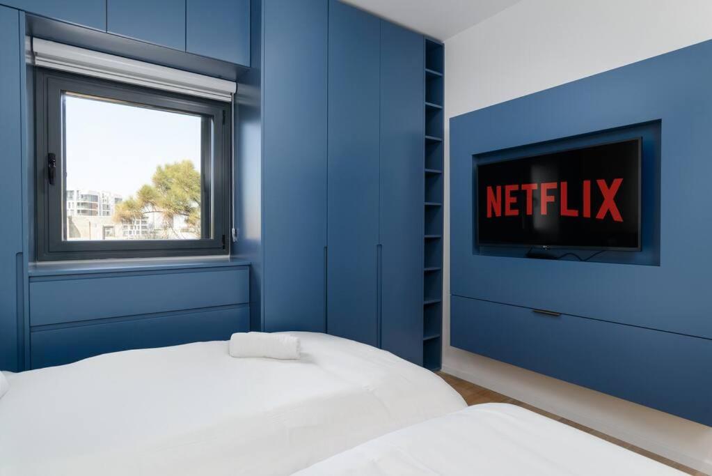 Luxury 2BR in New Building by Nahalat Binyamin photo 3