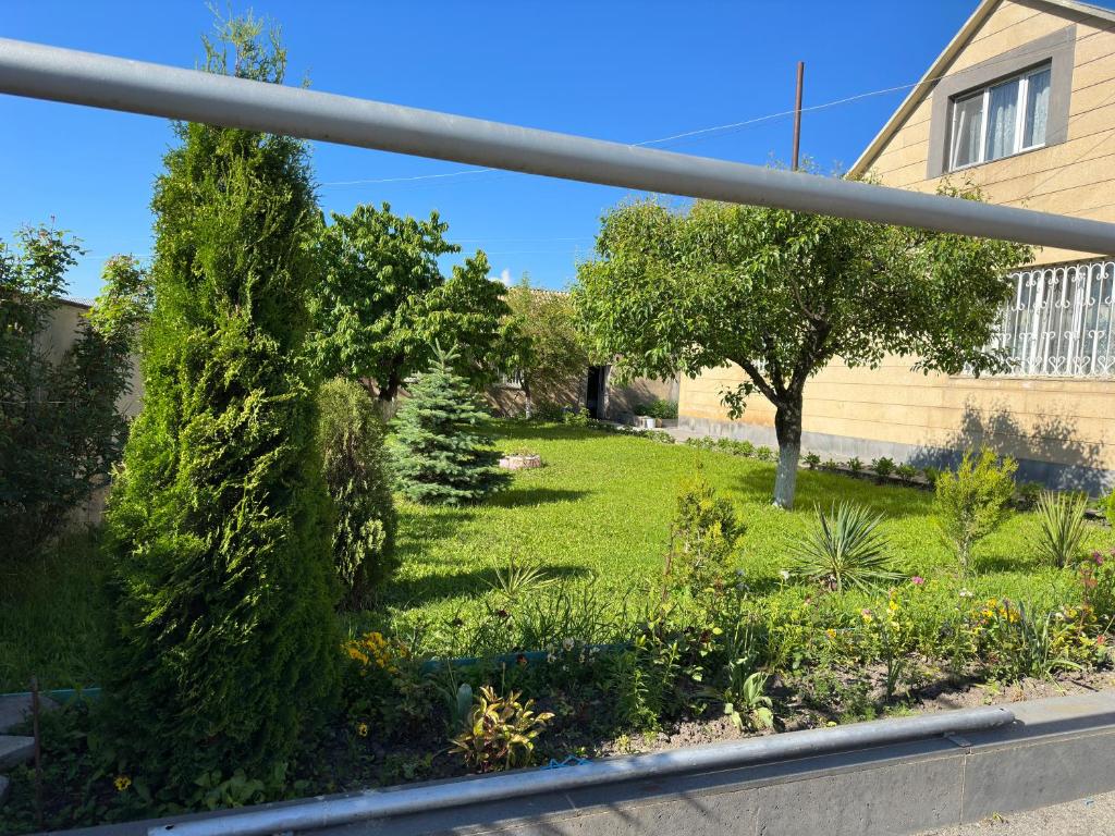 Chkalovka guest house with Sevan view photo 3