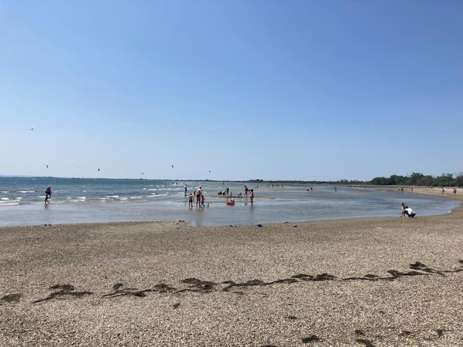 Schöne Wohnung am Strand, mit grosser Terrasse photo 2