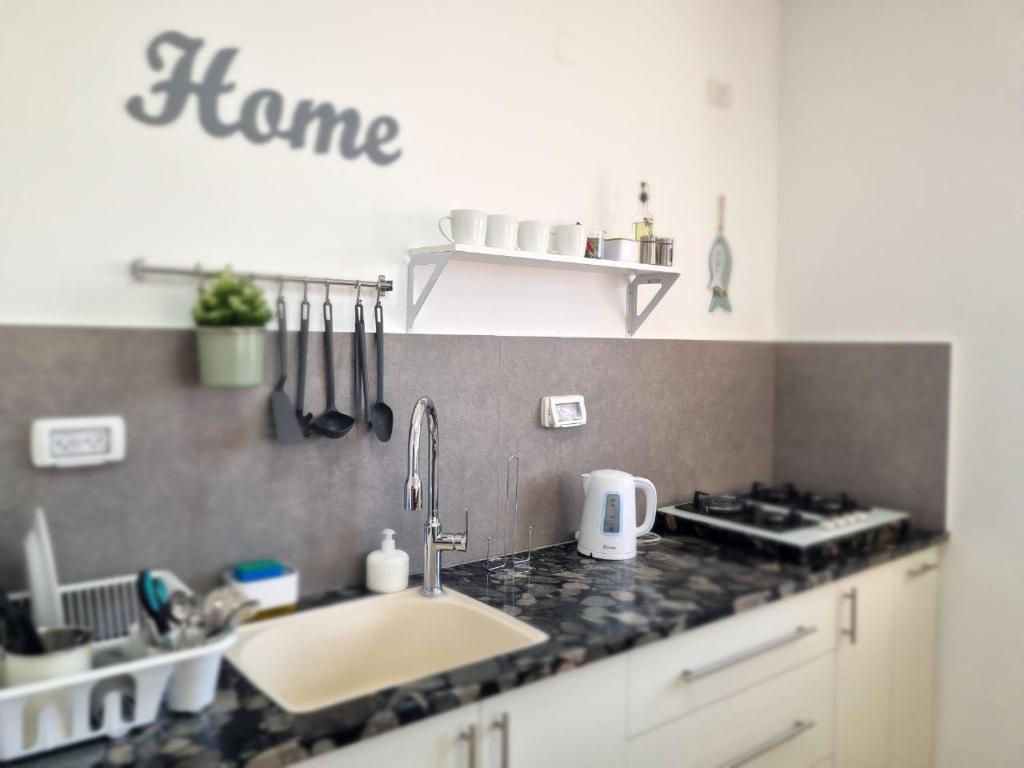 Your home in Acre from Shneider Apartments photo 3