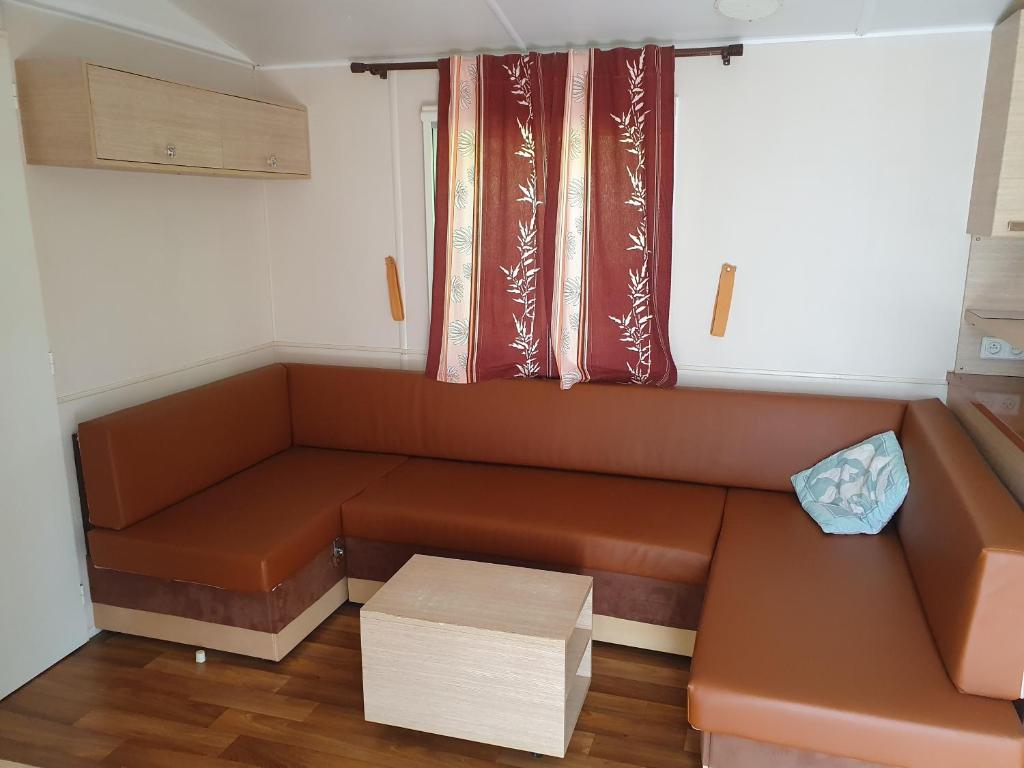 Mobil-home ( dépaysement total à 40 km de paris ) photo 1