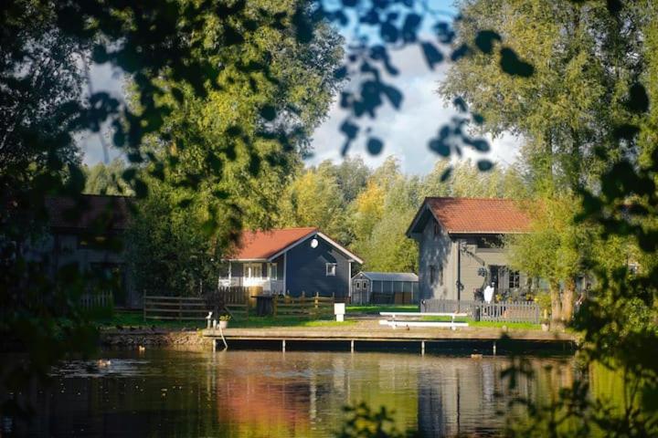 Cottage autour de l'étang 79 photo 1