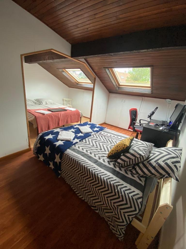Maison entière billard , video proj 125 m2 photo 2