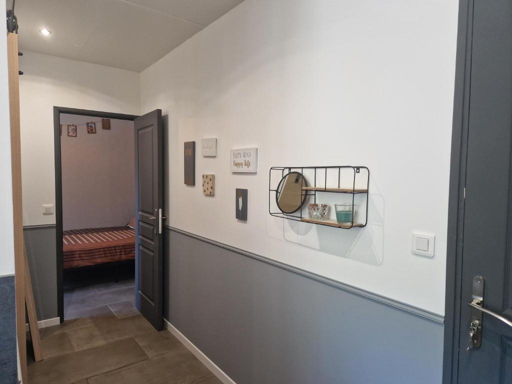 Appartement indépendant dans maison avec jardinet, au calme photo 3