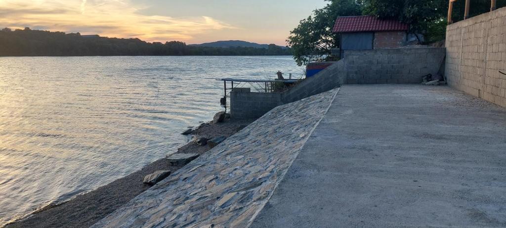 Vila Ljubomir - Srebrno Jezero photo 2