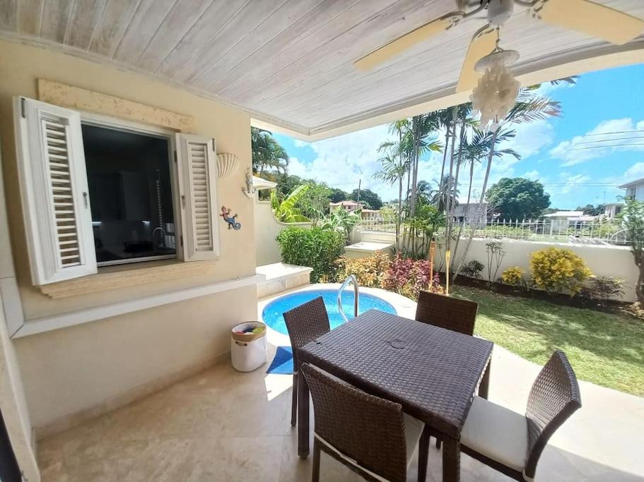 Battaleys Mews modern 3 bed with plunge pool photo 4