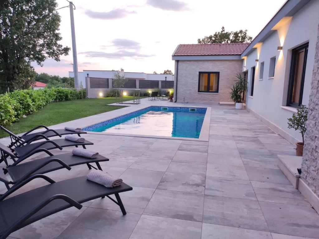 Villa New Home, villa with pool in Imotski near Makarska photo 2