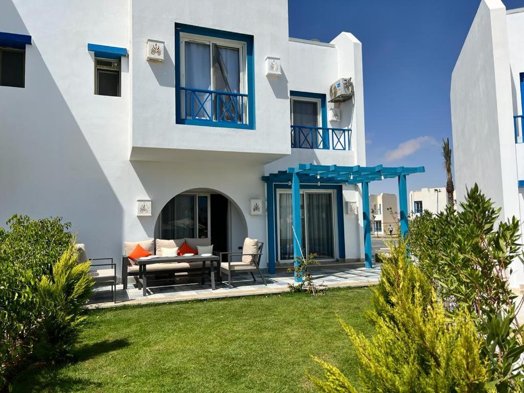 Premium Twin house with Private Garden Mountain View North Coast Sahel photo 3