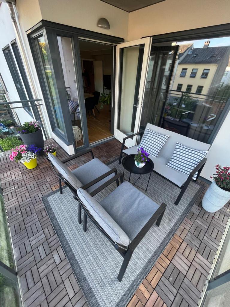 Modern Apartment - Amazing Terrace and Fjord View, Close to City Center photo 2