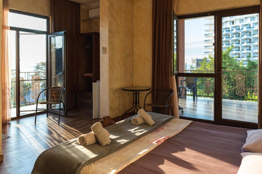 Batumi Homestay at Tamar Mephe Avenue photo 4